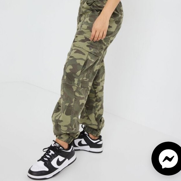 Garage Brianna Bubble Pant - Picture 4 of 8